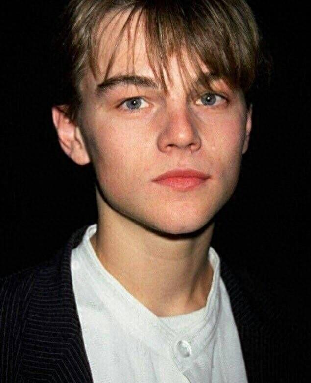 莱昂纳多小李子珍藏版帅照，年轻时如此帅气