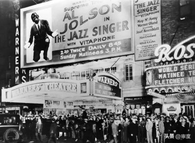 ​3K党鼎盛时拥400万众，敢在美国本土搞轰炸，却被黑帮几年内打崩