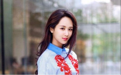 ​杨紫父母身份曝光，爸爸的职业让人敬佩，网友：怪不得这么优秀