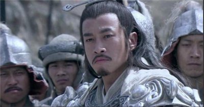 ​楚霸王项羽举的鼎重多少斤？现代举重冠军能举得动吗？