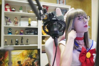 明知UZI有糖尿病,女友却喂他吃糖?黑粉尬黑无底线:大郎吃糖了