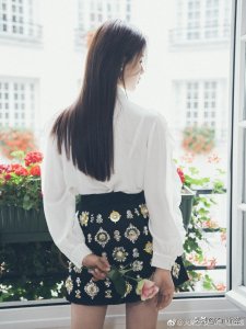 ​火箭少女101成员杨超越，为什么这么多人转发这条“锦鲤”？