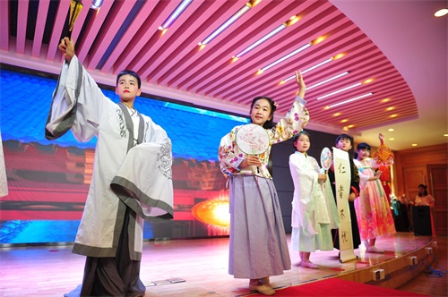 图说武汉｜昔日垃圾填埋场，如今鸟类栖息地