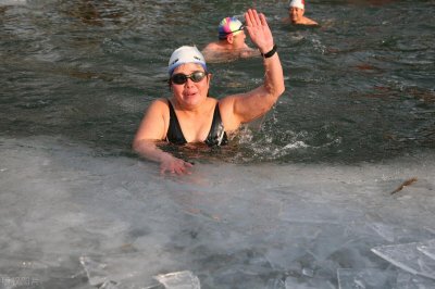 ​冬季游泳的好处有哪些