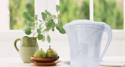 ​水污染事件频发 净水壶过滤水能不能直接喝？