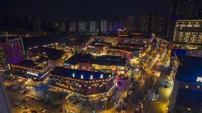 ​四川自贡高新区的“美食盛宴”：超100家美食店2万种盐味儿菜品落户 三大商圈