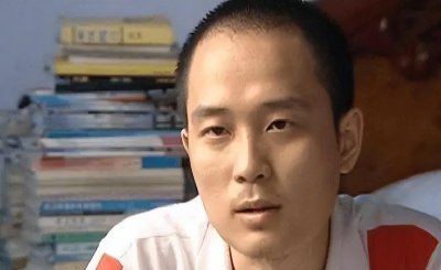 ​四川高考奇才张非，4次金榜题名，2次遭北大清华劝退，后来如何？