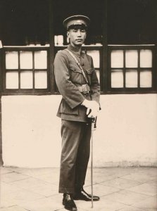 ​王陵基年轻时扇老蒋耳光,被俘后是功德林唯一上将,杜聿明为其剃须