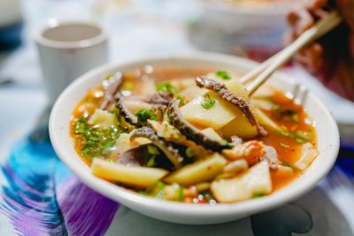 ​新疆特色美食伊犁面肺子的家常做法