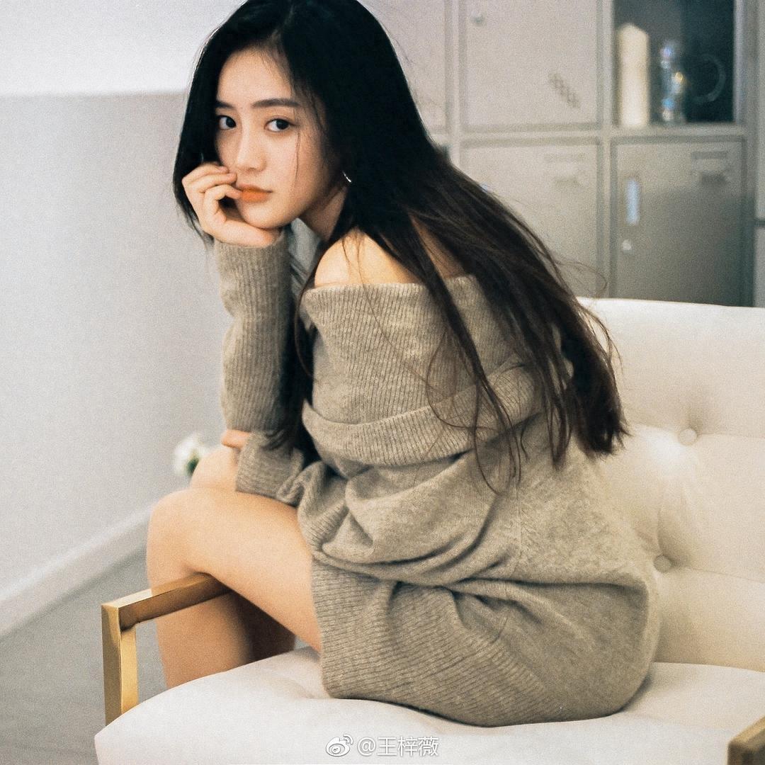 组图：内地新人王梓薇