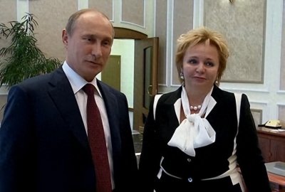 ​普京前妻：普京一生挚爱，却弃他而去，选择下嫁小21岁男友