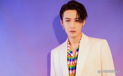 ​檀健次有妹妹？兄妹俩合照曝光引热议 妹妹近照好可爱