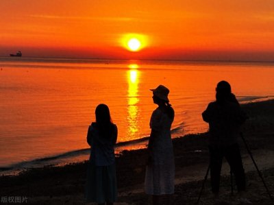 ​虚伪的人，往往会有这三大特征，最好别深交