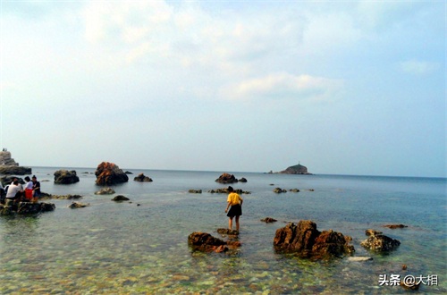 山东牟平养马岛有一处戏水纳凉的好地方