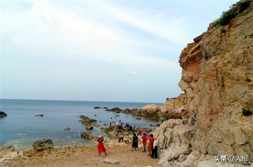 山东牟平养马岛有一处戏水纳凉的好地方