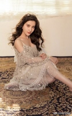 “北电最美女生”鲍天琦