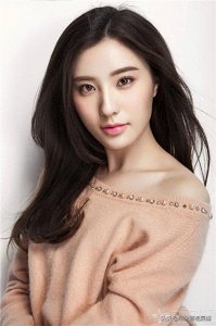 ​“北电最美女生”鲍天琦