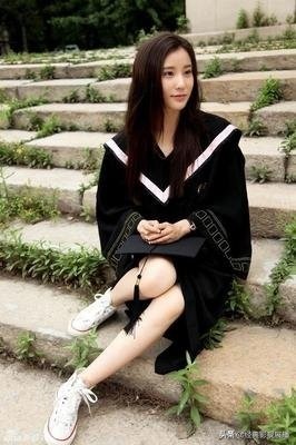 “北电最美女生”鲍天琦