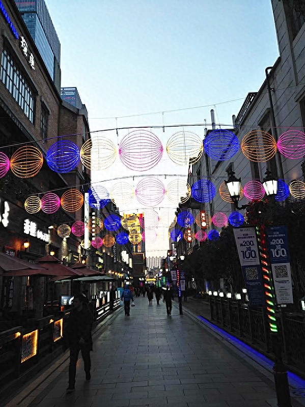 楚河汉街，大武汉的繁华和美（附旅行攻略）