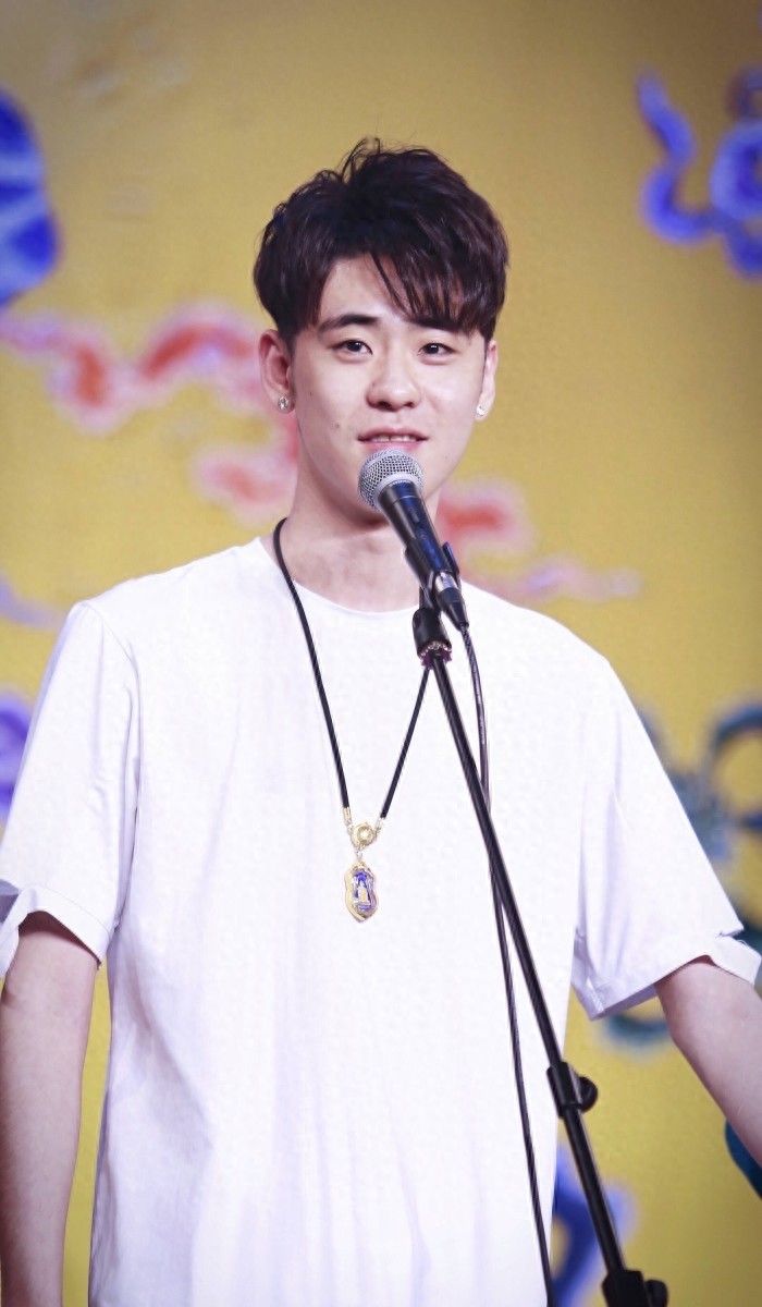 内地相声演员张云雷