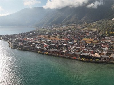 ​丽江泸沽湖景区：民宿酒店业为旅居发展创造良好环境