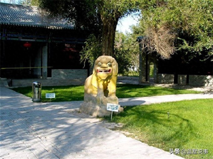 始于乾隆年的伊犁将军府,后来的林则徐、邓廷桢也留下业绩