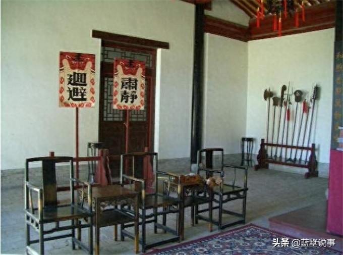 始于乾隆年的伊犁将军府,后来的林则徐、邓廷桢也留下业绩