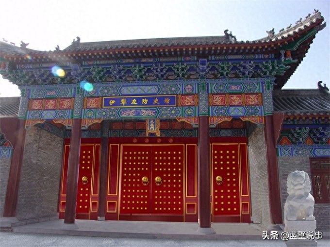 始于乾隆年的伊犁将军府,后来的林则徐、邓廷桢也留下业绩