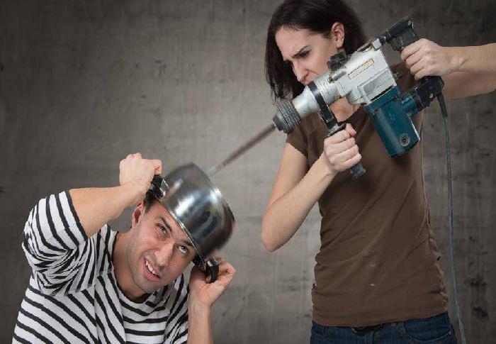 报复男人出轨最好的方法 让自己越来越好（怎么报复出轨男人的方法）