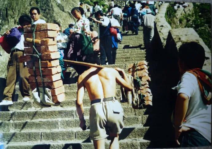 夜爬泰山看日出攻略 最全攻略