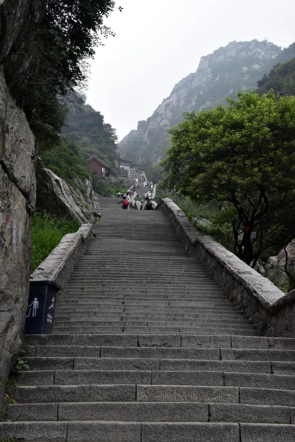 夜爬泰山看日出攻略 最全攻略