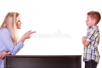 ​小孩打父母该怎么教育（孩子打骂父母怎么处置）