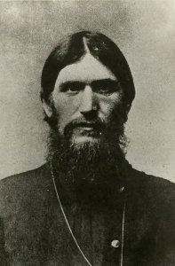 ​俄罗斯妖僧拉斯普京！祸乱宫廷给沙皇戴绿帽，控制宫廷为所欲为