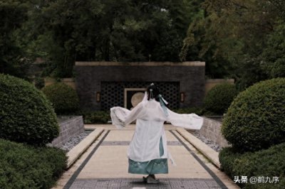 ​知否知否，应是绿肥红瘦