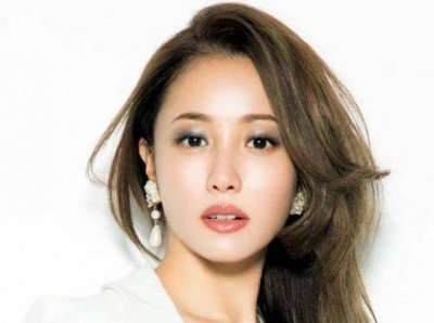 ​日本女星泽尻绘里香涉毒被捕：承认持有摇头丸，并称“以前就使用”