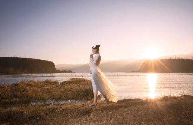 伤感难过的短句深情催泪 看了想哭的伤感短句