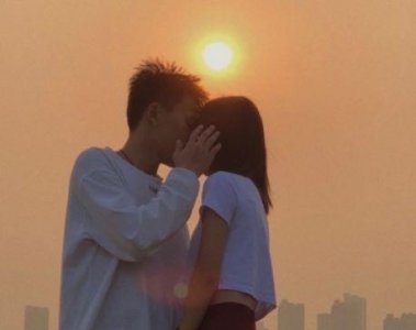 ​忧郁心痛的伤感语句