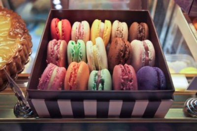 ​形容异地恋的句子伤感思念说说（伤感说说思念一个人）