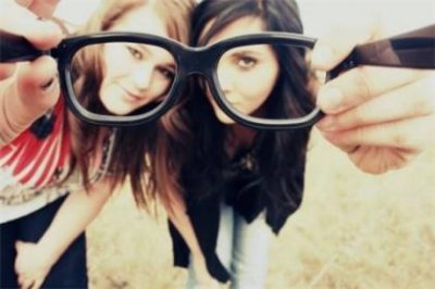 ​朋友圈情侣说说一对(朋友圈中情侣的伤感说说)