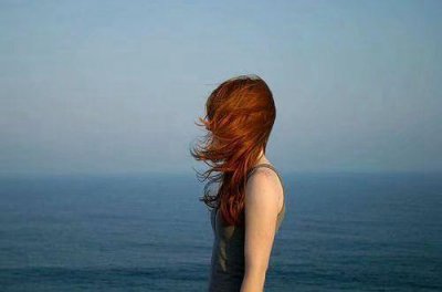 ​简洁的优美伤感句子30条