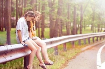 失恋伤感说说想哭的(失恋了想自杀怎么办)