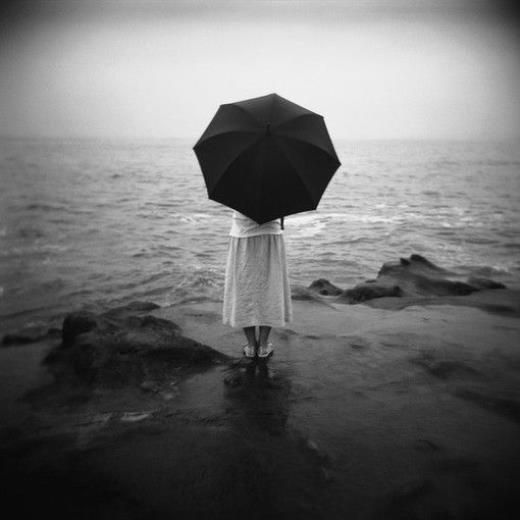 舍不得分手的伤感说说心情短语