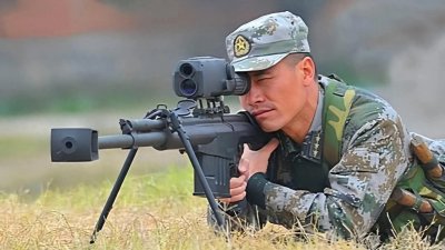 ​国产10式狙击步枪 ，国产版“巴雷特”