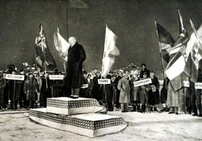 ​事件：十月革命（1917年）标志社会主义在世界范围内的发展与扩张