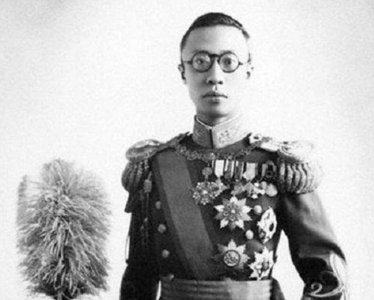 ​溥仪的妃子文绣登报与其离婚，后改嫁环卫工人，晚年过得怎么样