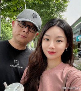 ​孟非的女资料及照片（孟非女儿漂亮又高挑）