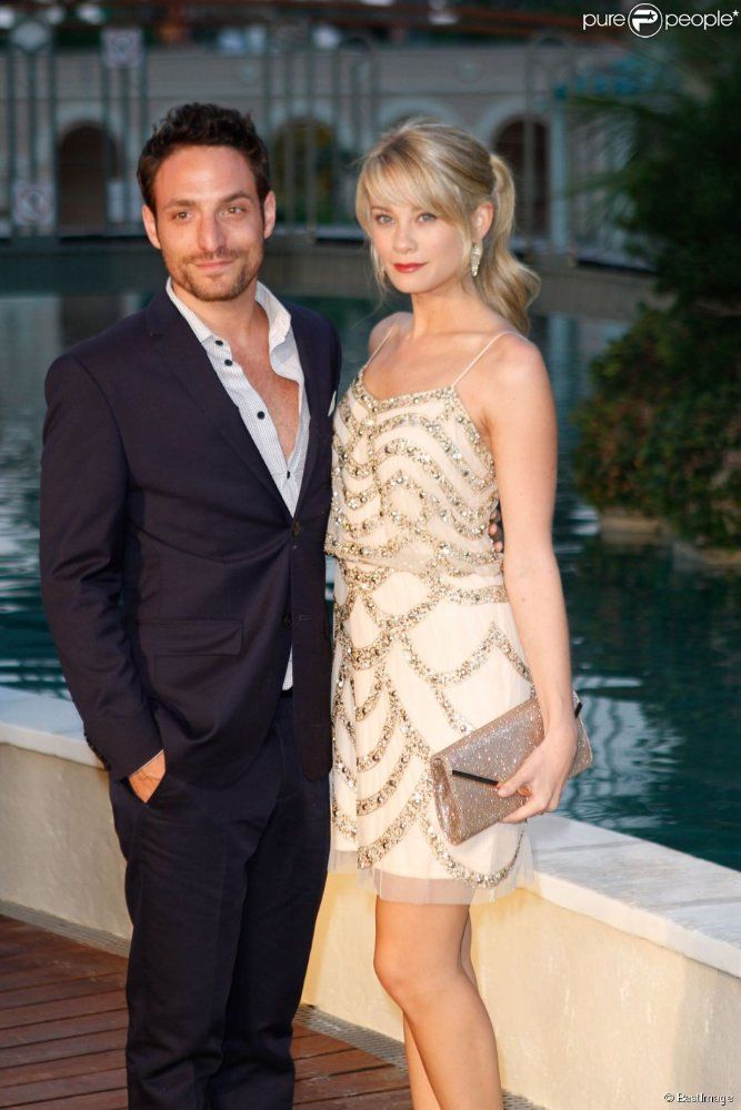 金伯利·马图拉个人资料写真作品