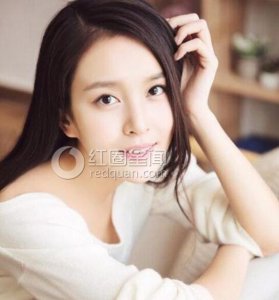 ​杨雪儿家庭背景厉害吗杨雪儿性感写真曝光