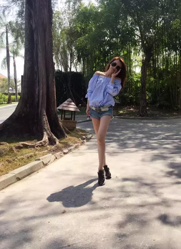 42岁乐珈彤生活近照：嫁给富商生活幸福安逸，两个儿子可爱帅气