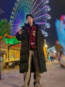 ​周峻纬因不当言论被禁：社交媒体账号被封引发热议